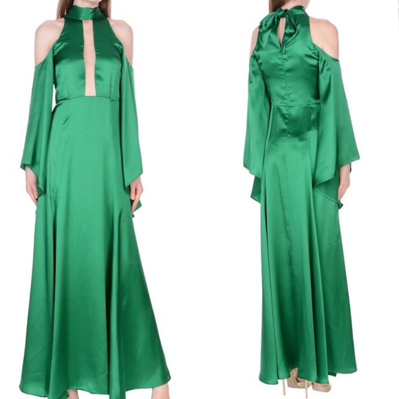 STUNNING 💚 NWT 100% SILK Emerald Green Gown - Picture 1 of 6